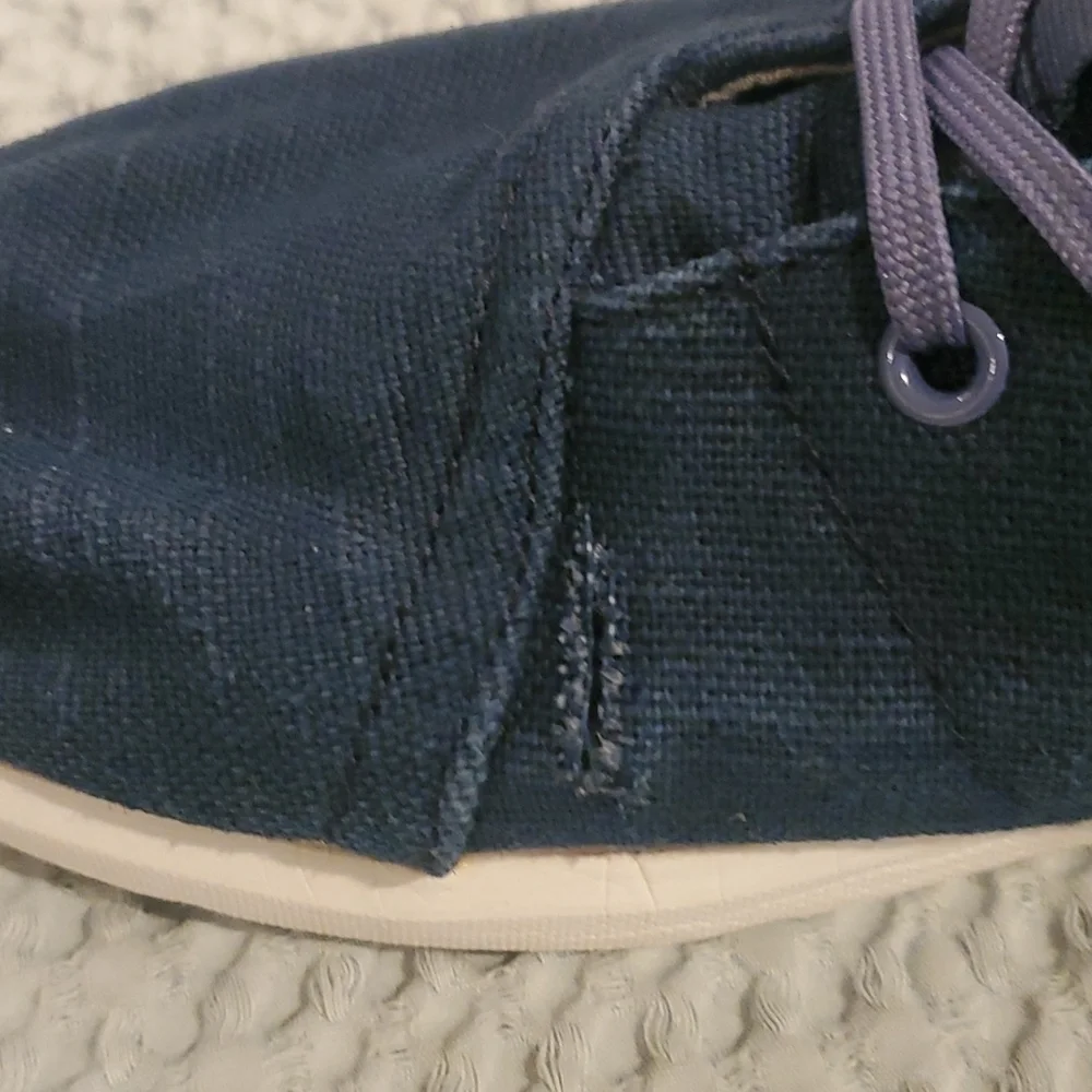 TOMS Navy Blue Sneakers Size 10 1/2 (#7)